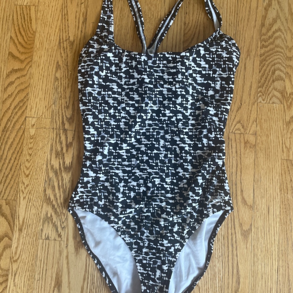Speedo Fun Design One-Piece Bathing Suit